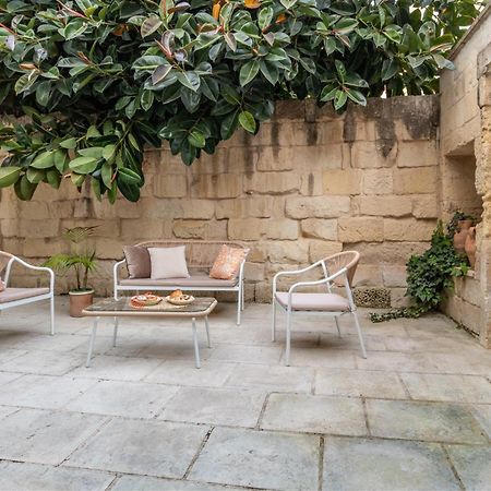 Il Giardino Dei Mesagnesi - Lecce Selection Apartment Bagian luar foto