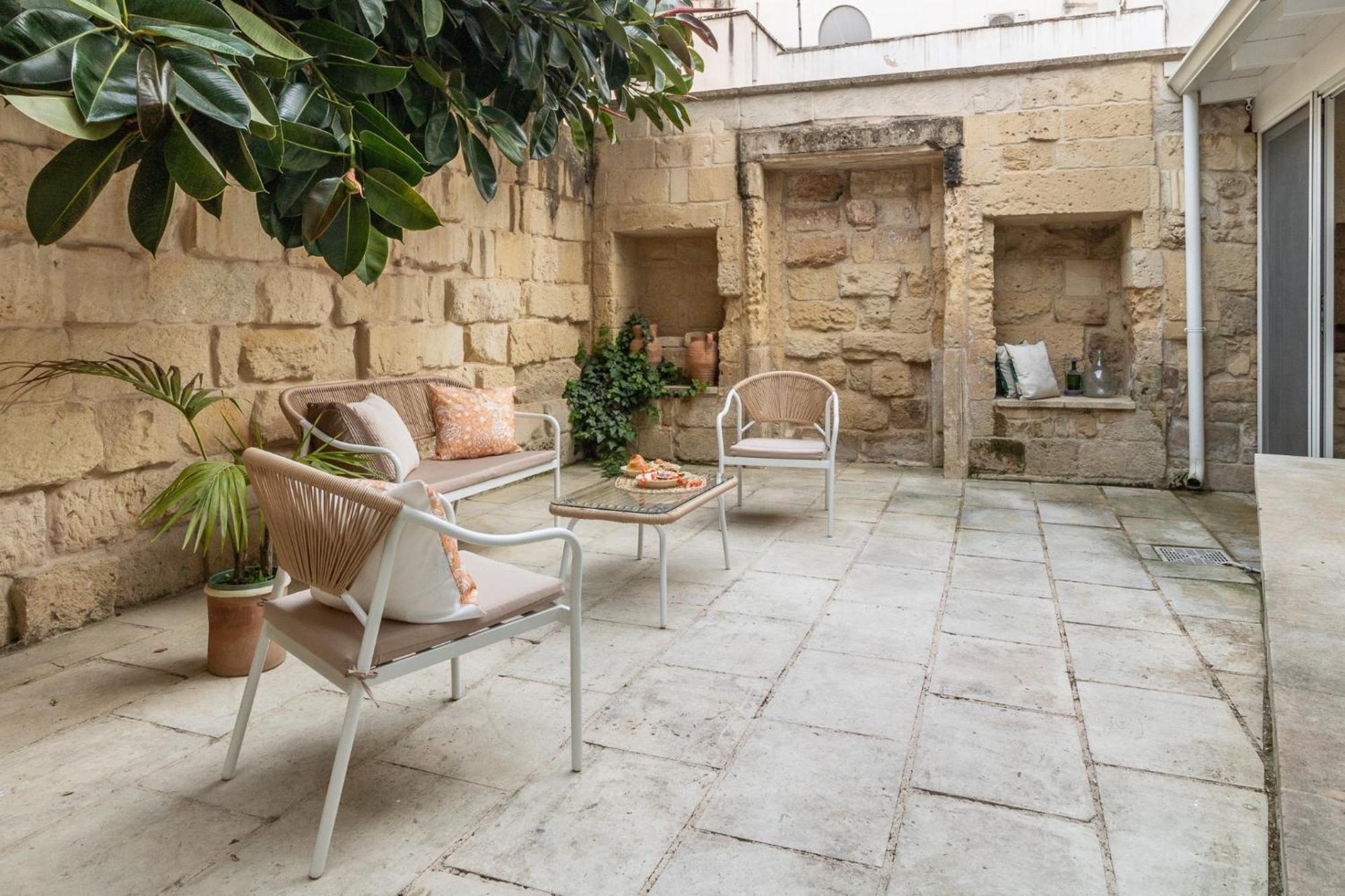 Il Giardino Dei Mesagnesi - Lecce Selection Apartment Bagian luar foto
