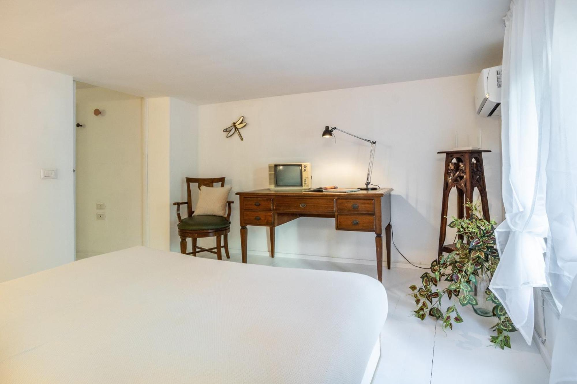 Il Giardino Dei Mesagnesi - Lecce Selection Apartment Bagian luar foto